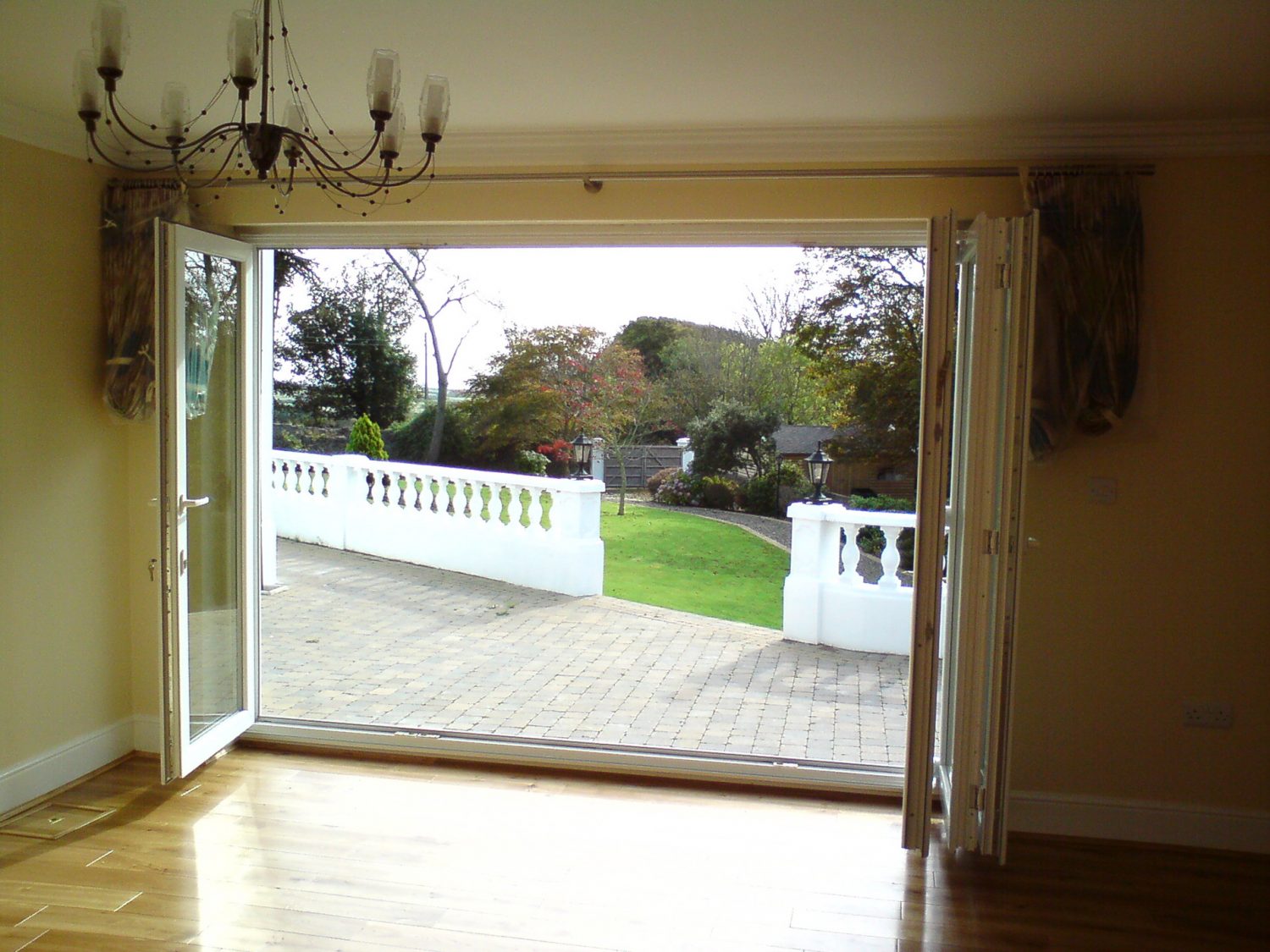 Bifold Doors Bishop's Stortford | Double Glazing Bishop's Stortford